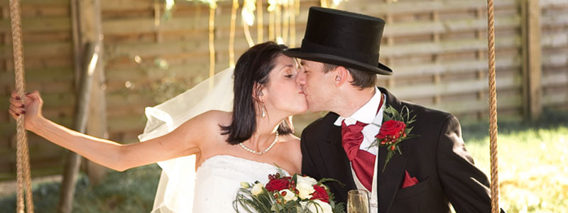 Wedding Photography in Kent for the wedding of Toni and Dan at Manor House Sidcup and Birchwood Golf Club